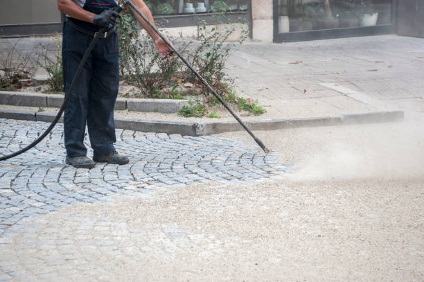 Best Machinery and Equipment Cleaning  in St Vincent College, PA